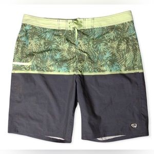 Wave Zone Multicolor Colorblock Board Shorts Mens 40 EUC